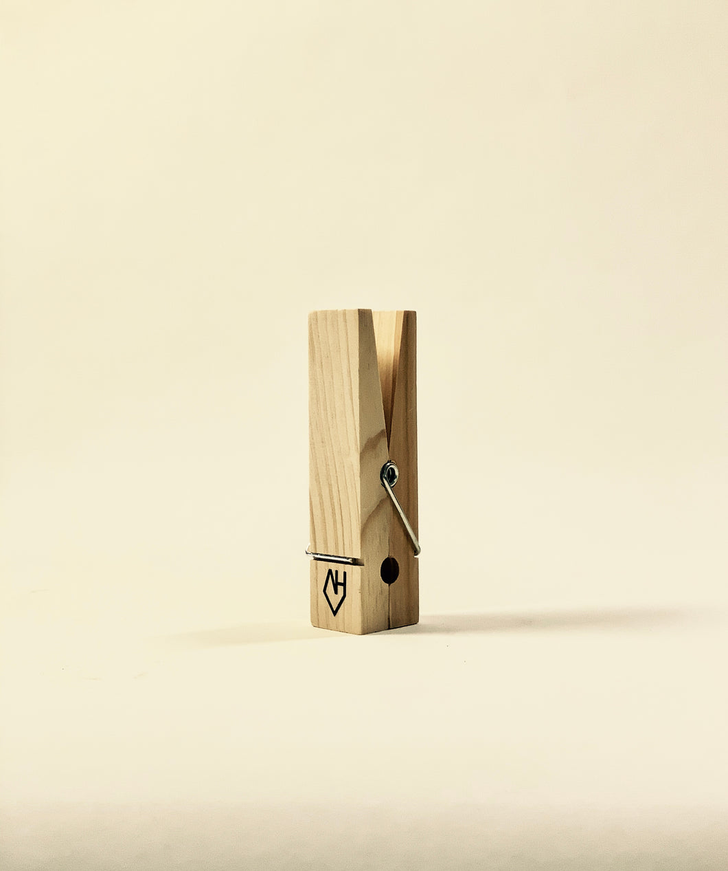 Design  mega wasknijper.